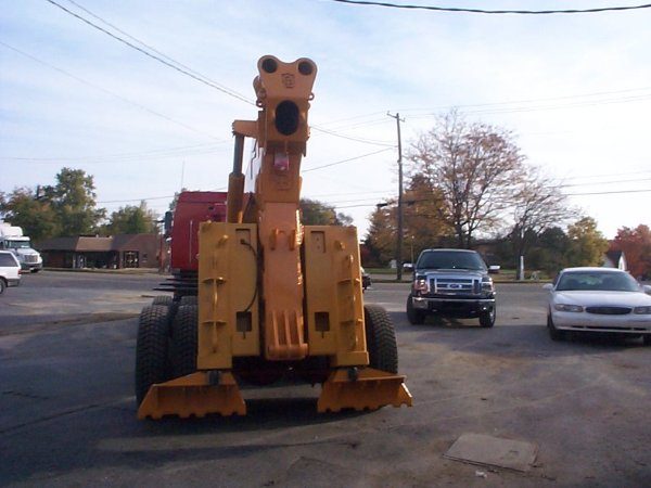 CUSTOM BUILT 50 TON INTEGRATED WRECKER - Image 2