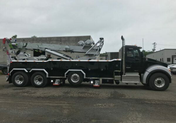 50 TON ROTATING WRECKER